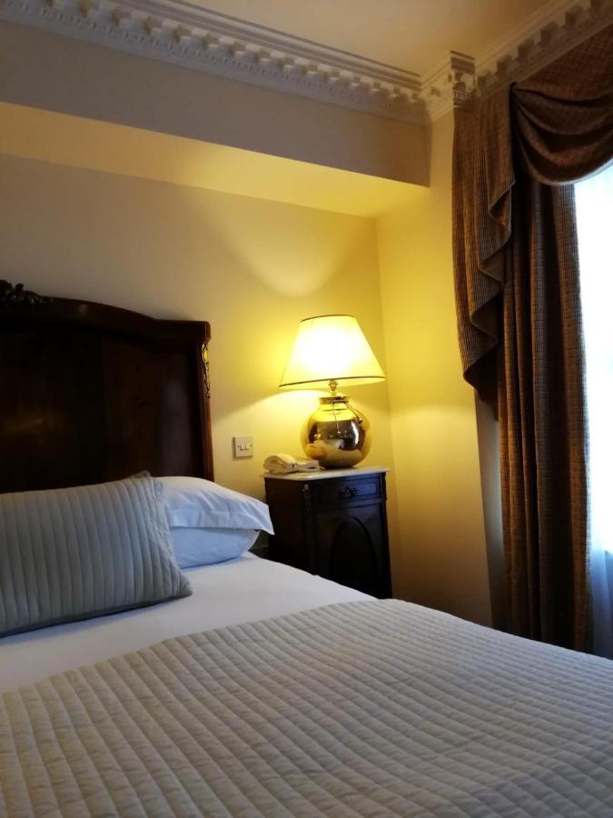 Foley'S Townhouse Killarney Hotel Kültér fotó