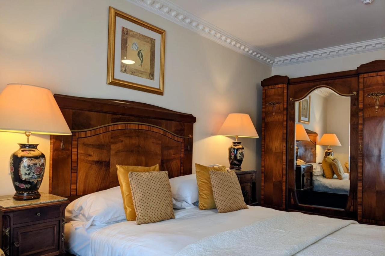 Foley'S Townhouse Killarney Hotel Kültér fotó