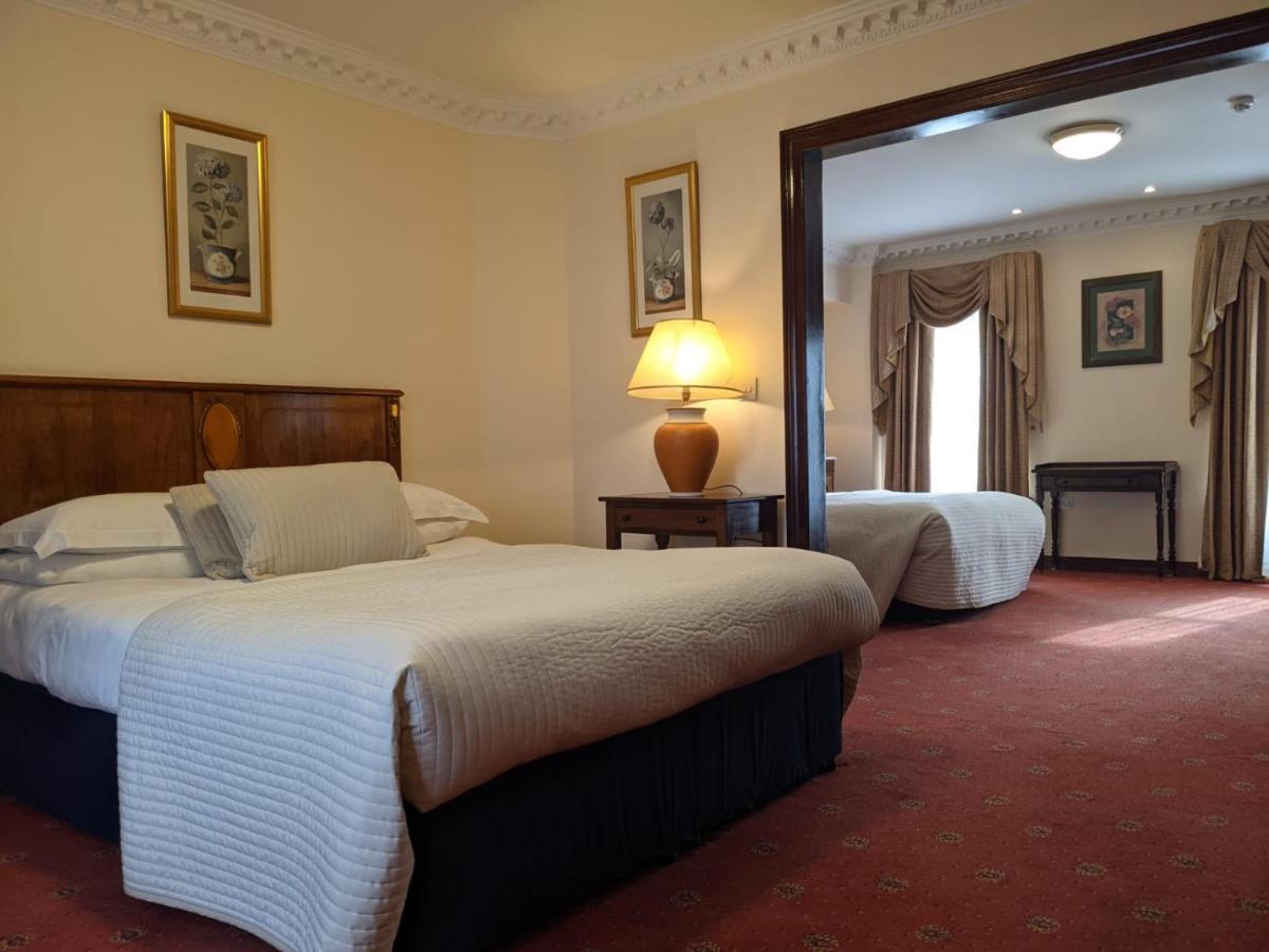 Foley'S Townhouse Killarney Hotel Kültér fotó