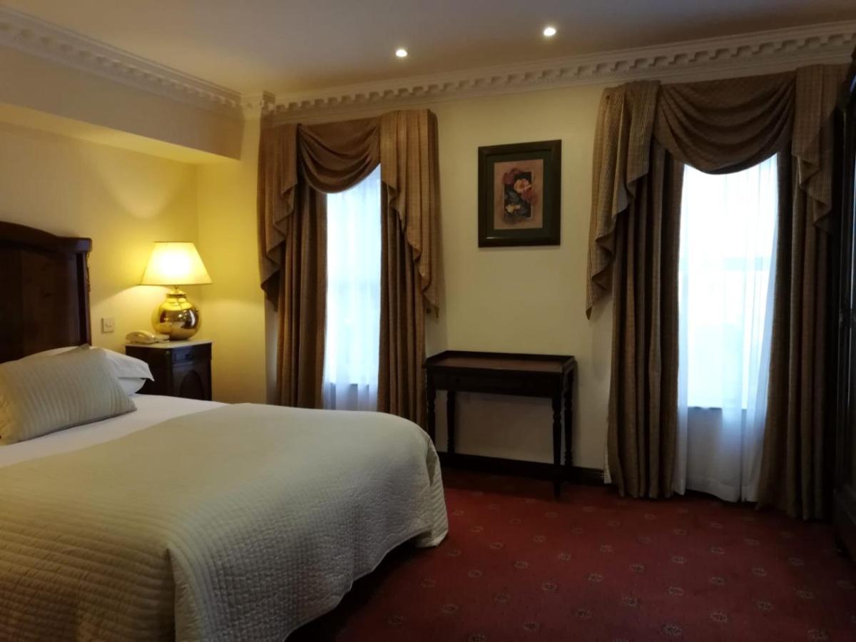 Foley'S Townhouse Killarney Hotel Kültér fotó